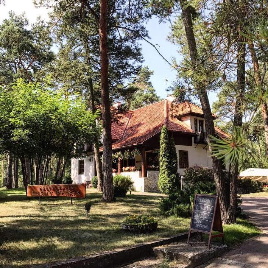 Lesny Dworek Вышкув Экстерьер фото